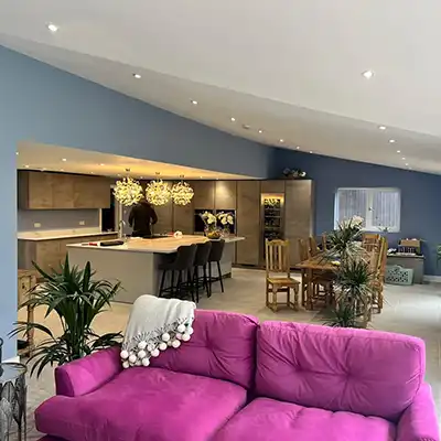 blue room pink sofa